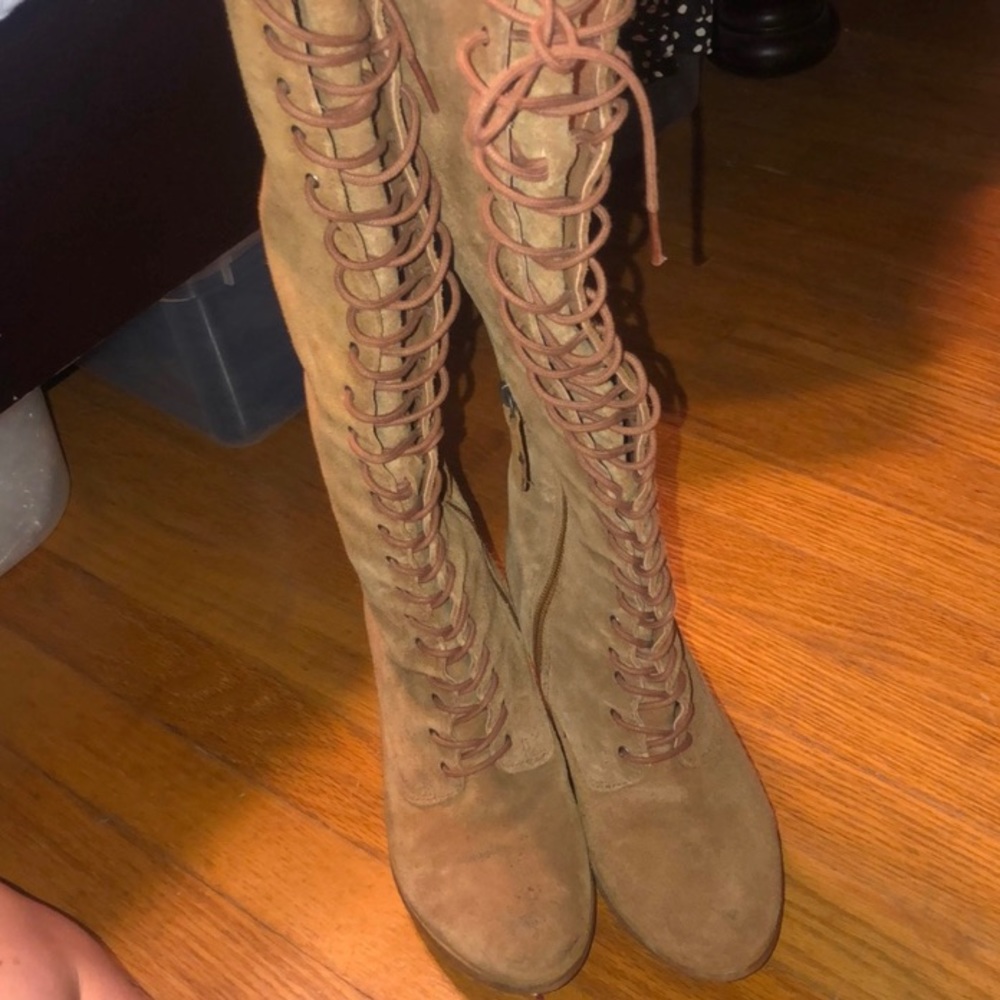 Tan heeled boots - Picture 4 of 5
